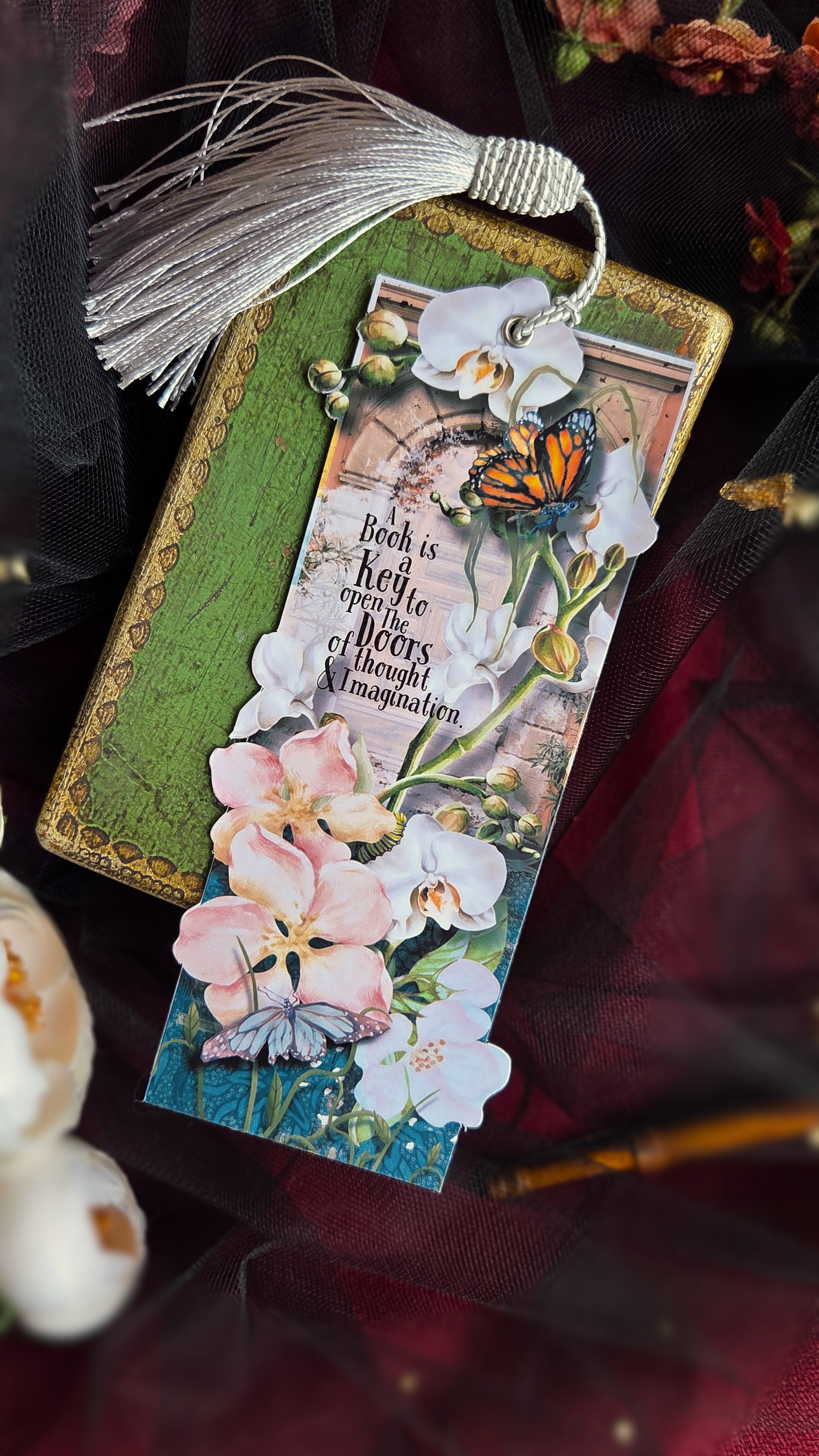Book Key bookmark view 1
